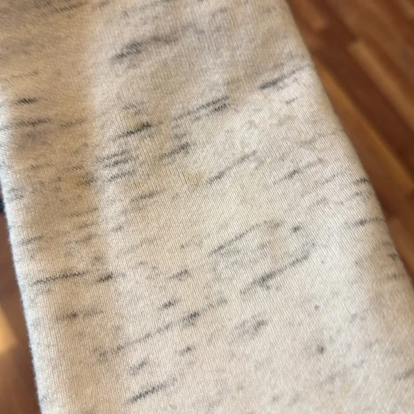 PINK Victoria’s Secret size medium faux fur lined hooded zip up sweatshirt - Picture 6 of 6